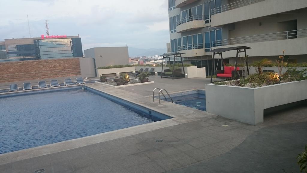 الشقق الفندقية سان هوزيهفي  Torres Paseo Colon Apartamento الغرفة الصورة