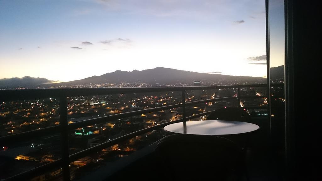 الشقق الفندقية سان هوزيهفي  Torres Paseo Colon Apartamento الغرفة الصورة